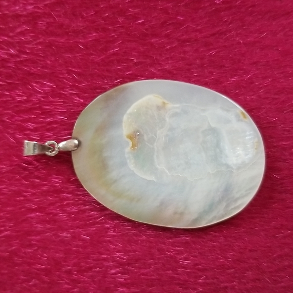 Vintage Cameo Pendant - Picture 7 of 10